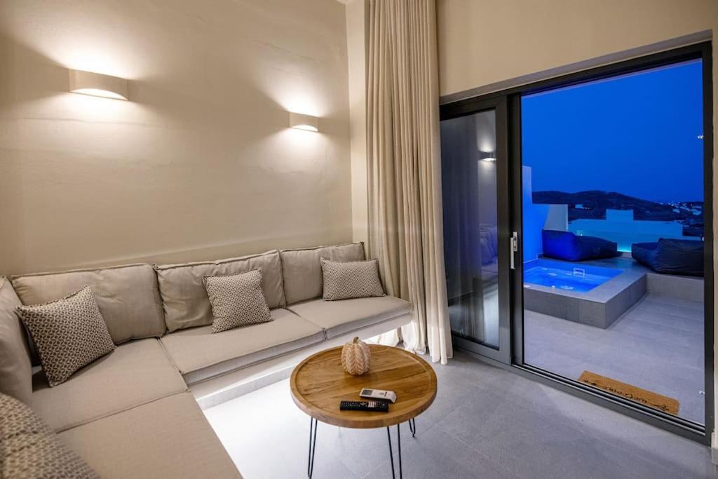 Pearl Suites And Villa Tínos エクステリア 写真